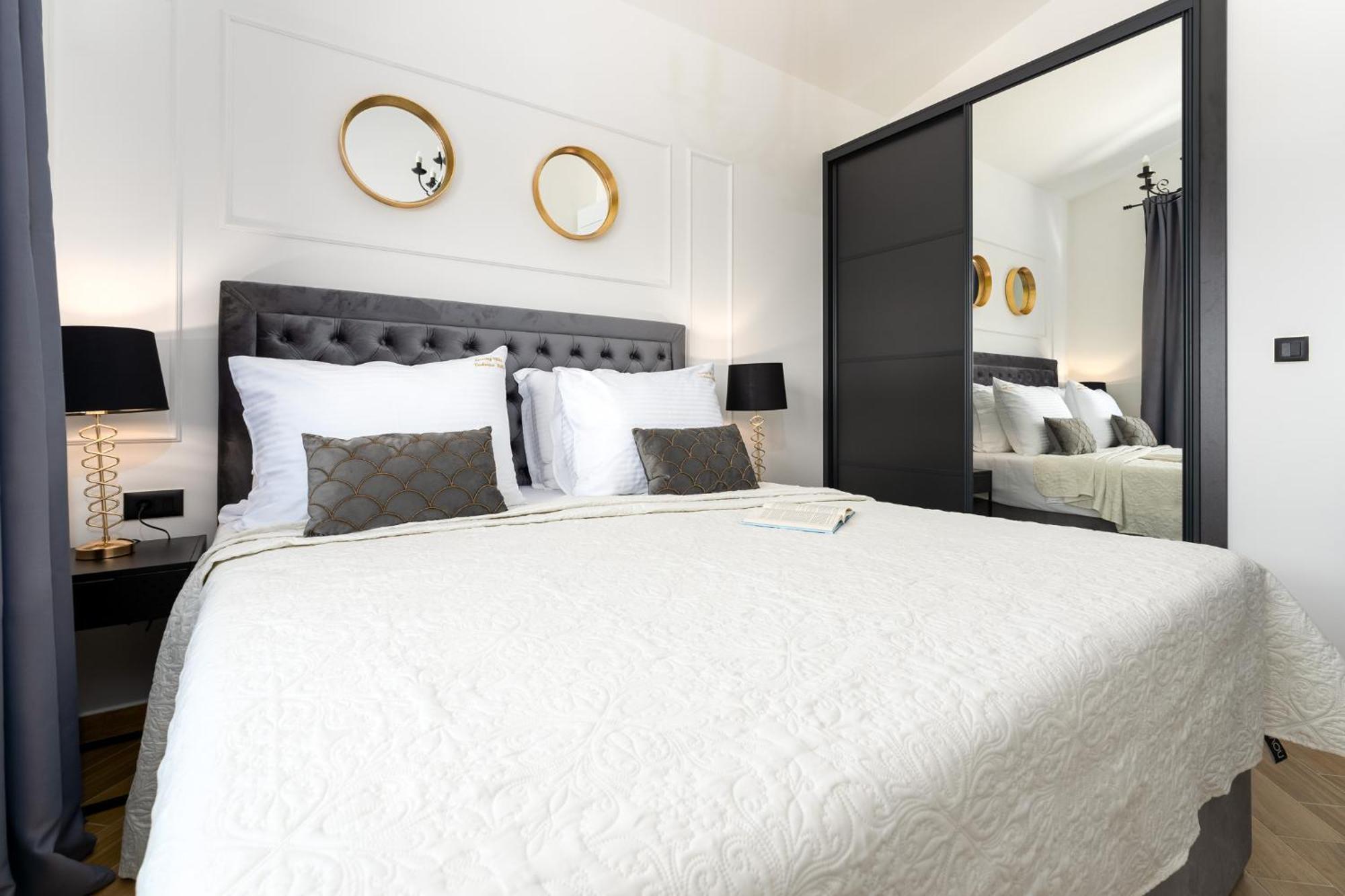 Villa Luxury Verbenico Hills: Seaside Retreat With Pool And Wine *