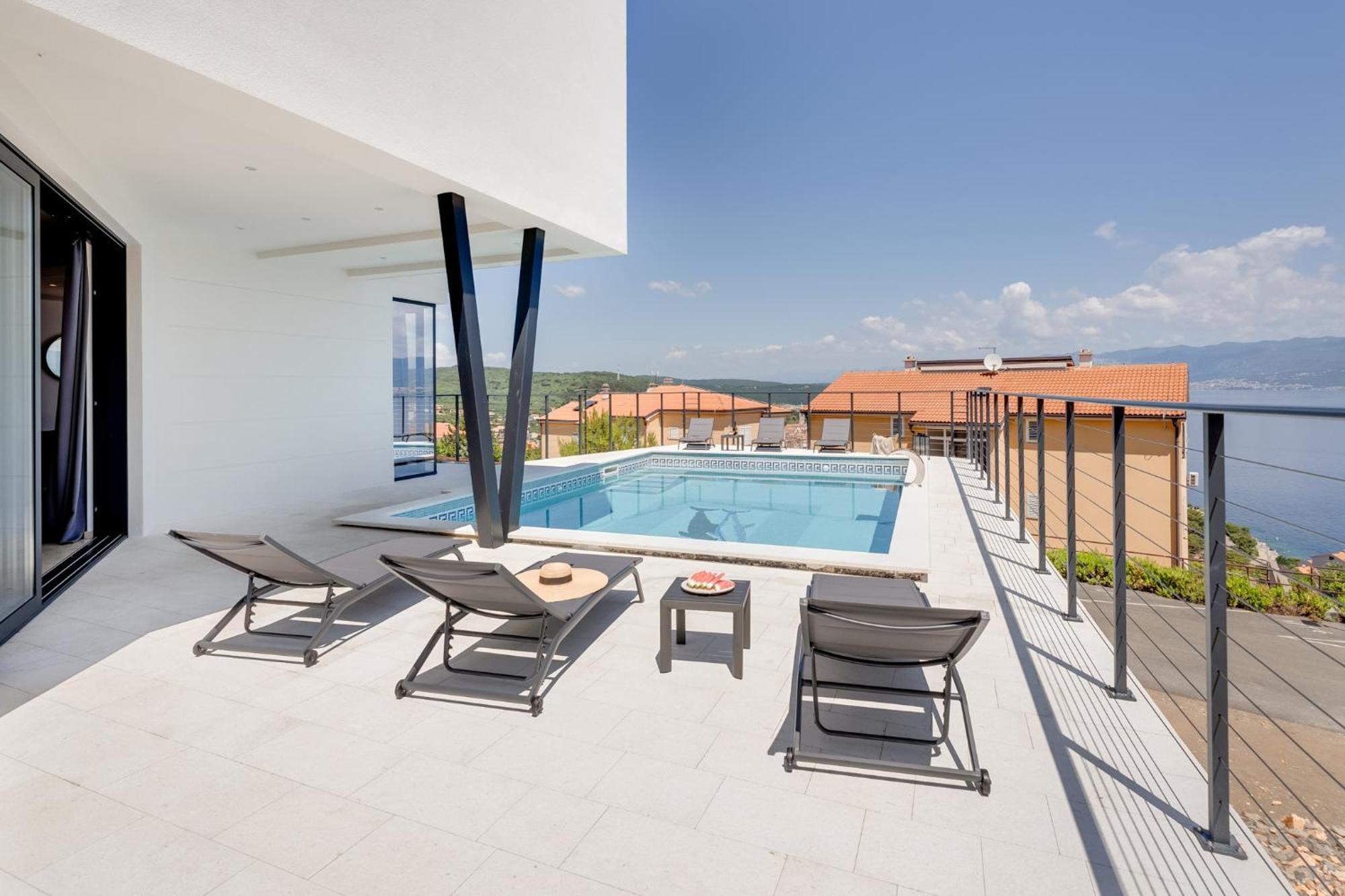 Luxury Verbenico Hills: Seaside Retreat With Pool And Wine * Vrbnik